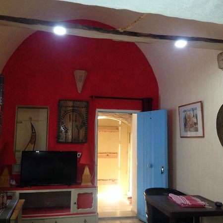 ミドゥン Djerbahouchヴィラ エクステリア 写真