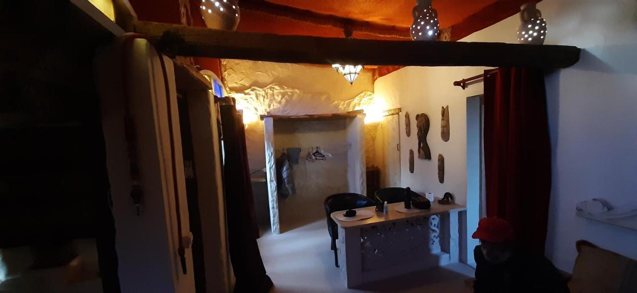 ミドゥン Djerbahouchヴィラ エクステリア 写真