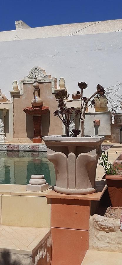 ミドゥン Djerbahouchヴィラ エクステリア 写真