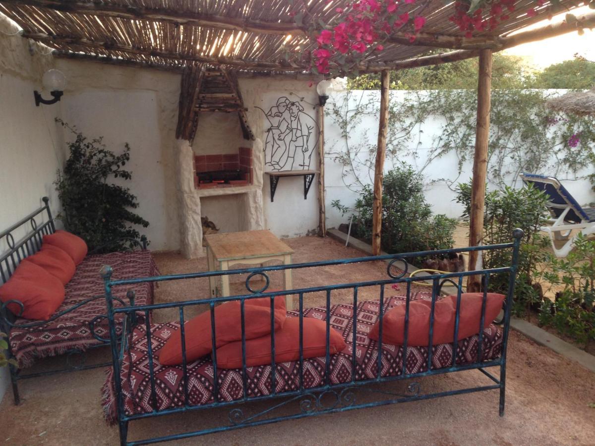 ミドゥン Djerbahouchヴィラ エクステリア 写真